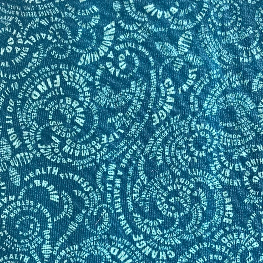 Lululemon size 4 Racerback Tank Turquoise Print - Picture 5 of 5